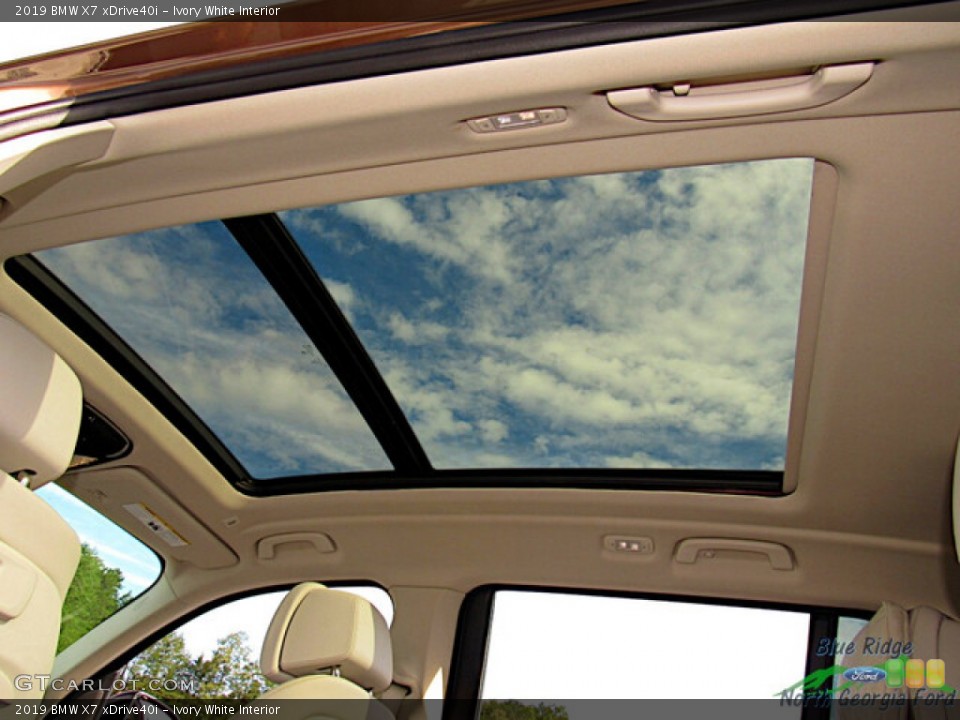Ivory White Interior Sunroof for the 2019 BMW X7 xDrive40i #146518292
