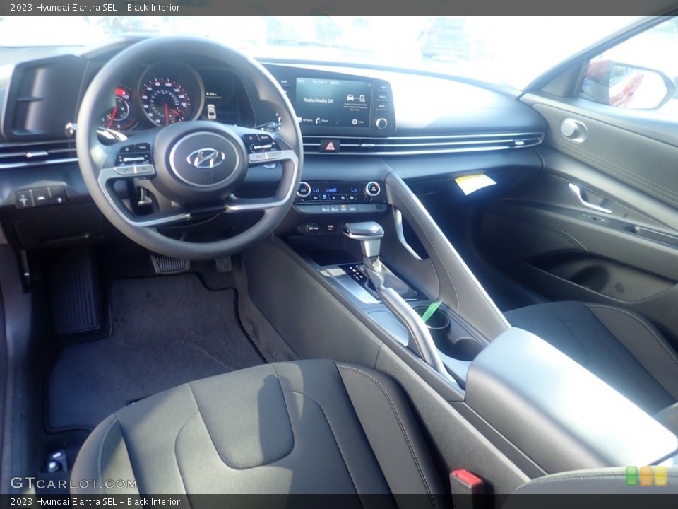 Black Interior Front Seat for the 2023 Hyundai Elantra SEL #146525395