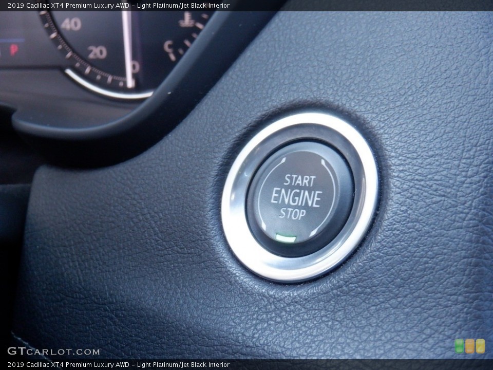 Light Platinum/Jet Black Interior Controls for the 2019 Cadillac XT4 Premium Luxury AWD #146525844