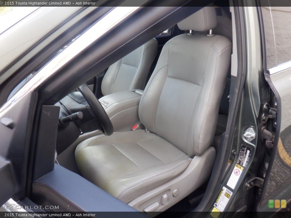 Ash 2015 Toyota Highlander Interiors