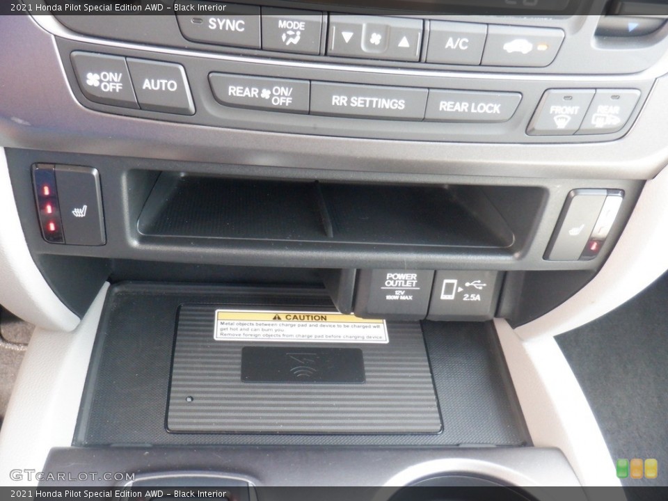 Black Interior Controls for the 2021 Honda Pilot Special Edition AWD #146528952