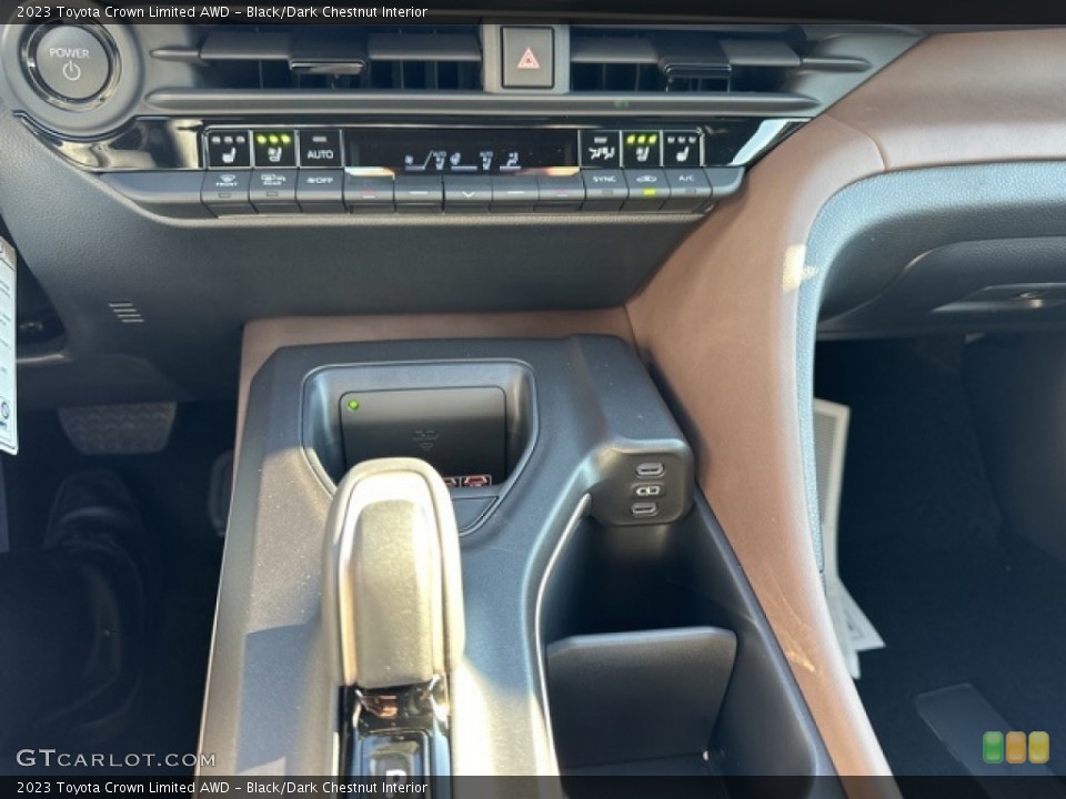 Black/Dark Chestnut Interior Controls for the 2023 Toyota Crown Limited AWD #146529596