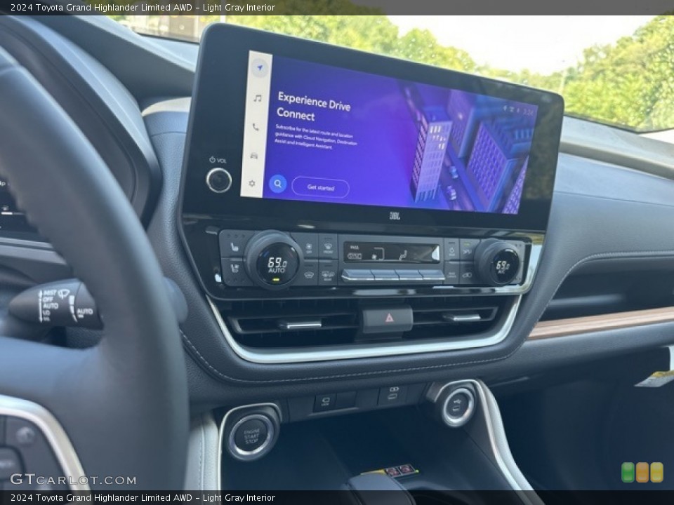 Light Gray Interior Controls for the 2024 Toyota Grand Highlander Limited AWD #146531189
