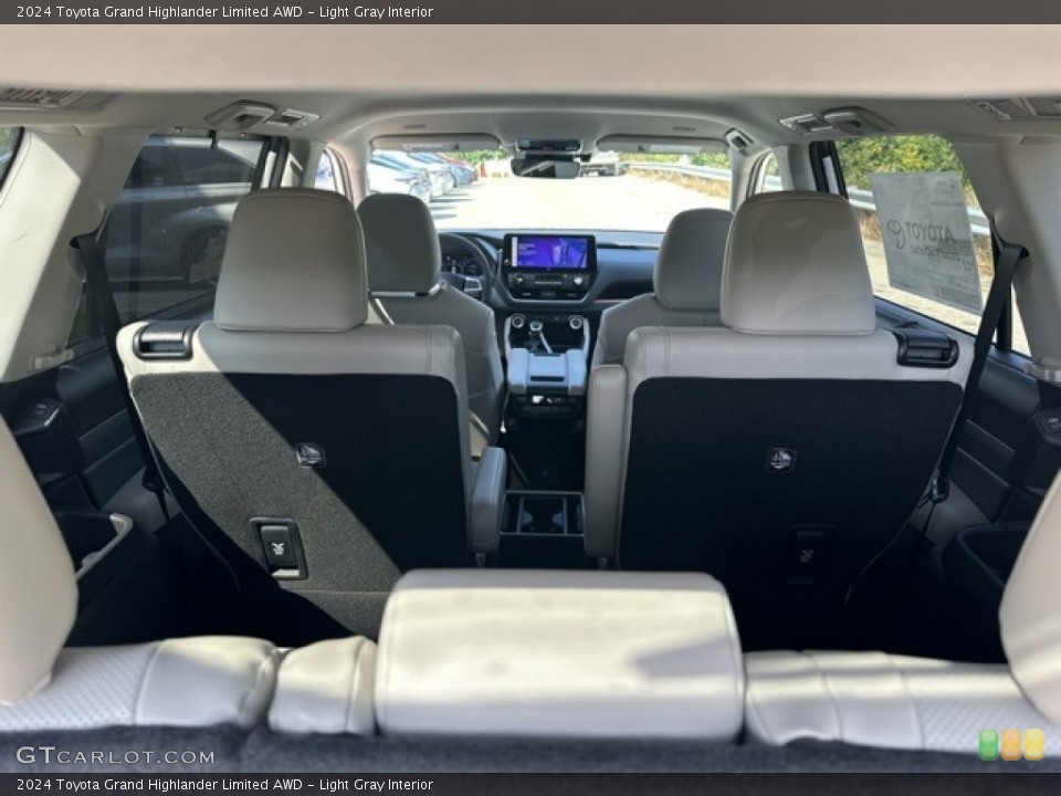 Light Gray Interior Rear Seat for the 2024 Toyota Grand Highlander Limited AWD #146531564