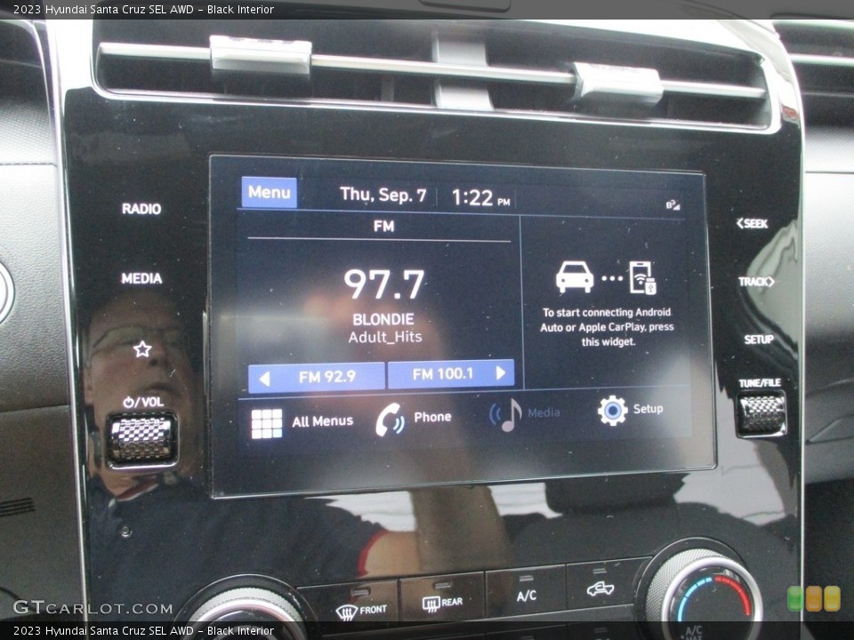 Black Interior Audio System for the 2023 Hyundai Santa Cruz SEL AWD #146531667