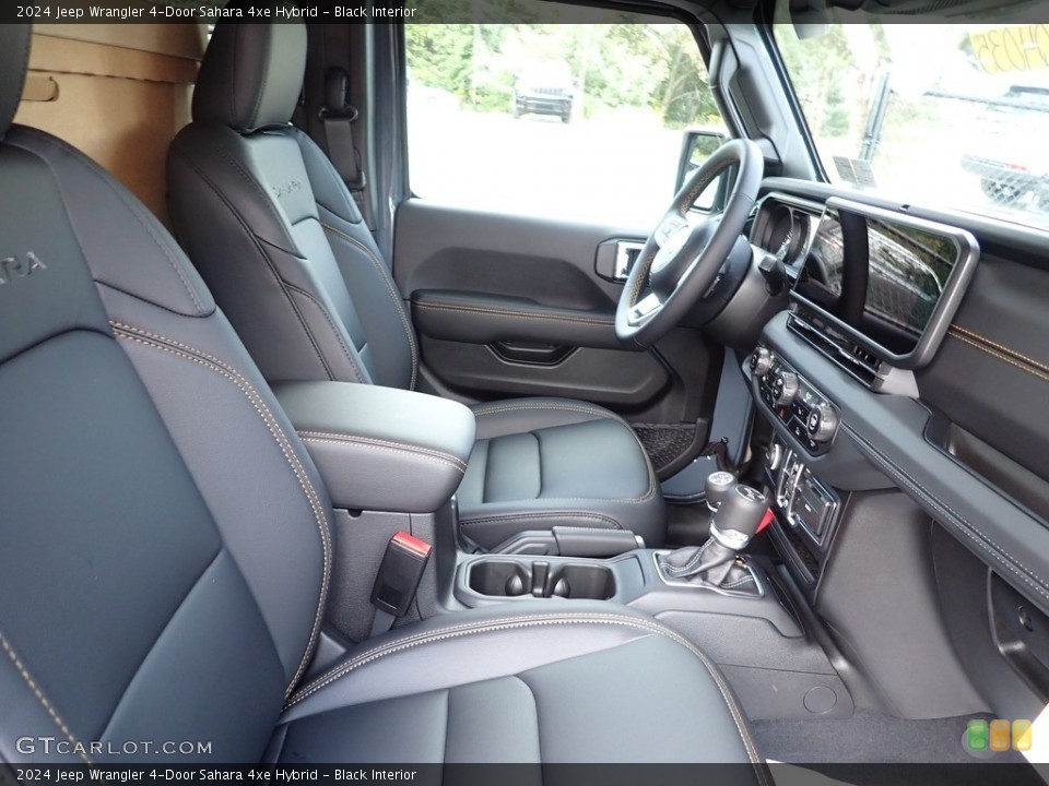 Black Interior Front Seat for the 2024 Jeep Wrangler 4-Door Sahara 4xe Hybrid #146532536