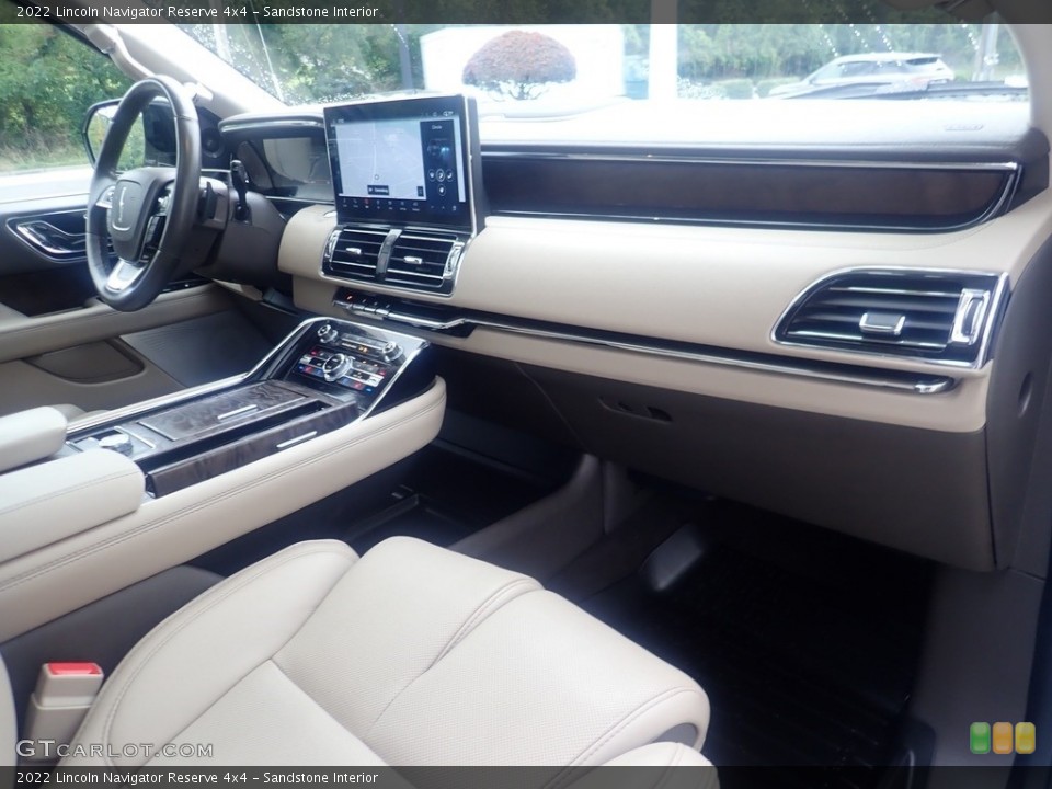 Sandstone Interior Dashboard for the 2022 Lincoln Navigator Reserve 4x4 #146533907