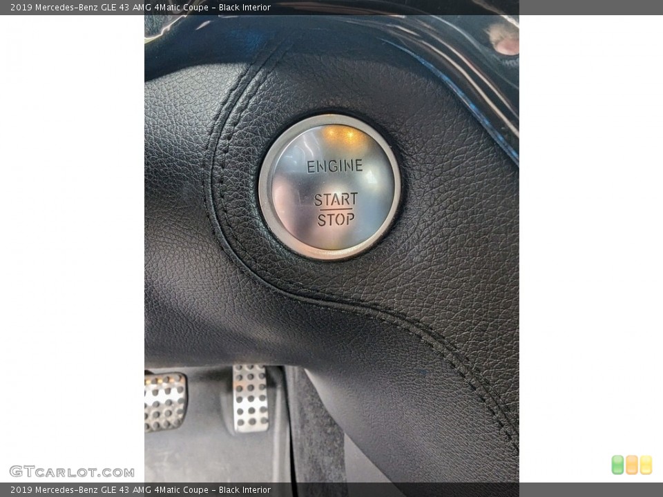 Black Interior Controls for the 2019 Mercedes-Benz GLE 43 AMG 4Matic Coupe #146536566