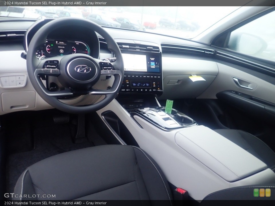Gray Interior Photo for the 2024 Hyundai Tucson SEL Plug-In Hybrid AWD #146542969