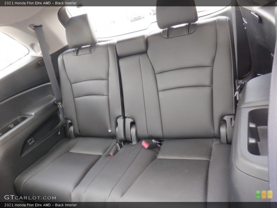 Black Interior Rear Seat for the 2021 Honda Pilot Elite AWD #146547375
