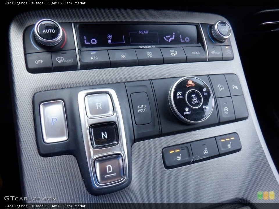 Black Interior Controls for the 2021 Hyundai Palisade SEL AWD #146548434