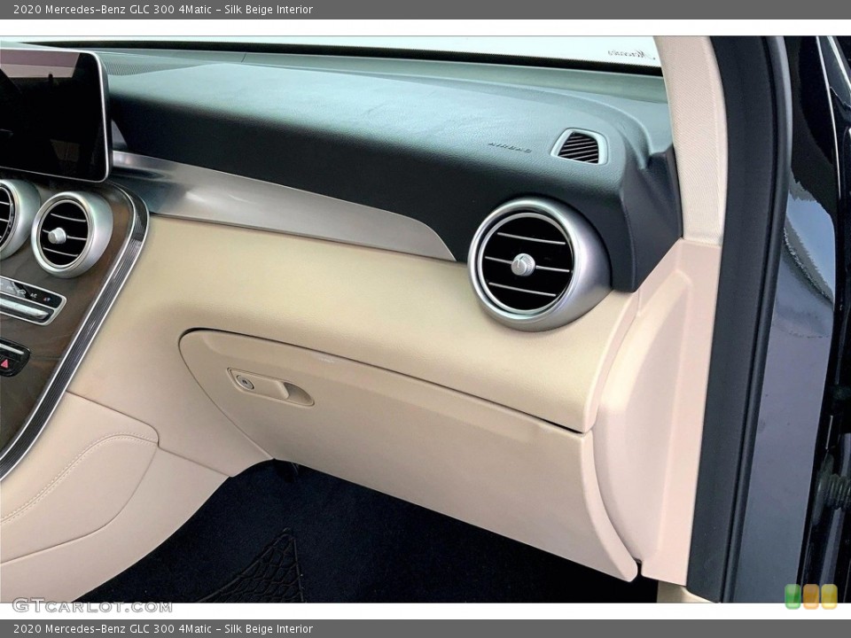 Silk Beige Interior Dashboard for the 2020 Mercedes-Benz GLC 300 4Matic #146548938