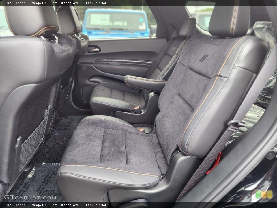 Black Interior Rear Seat for the 2023 Dodge Durango R/T Hemi Orange AWD #146551036