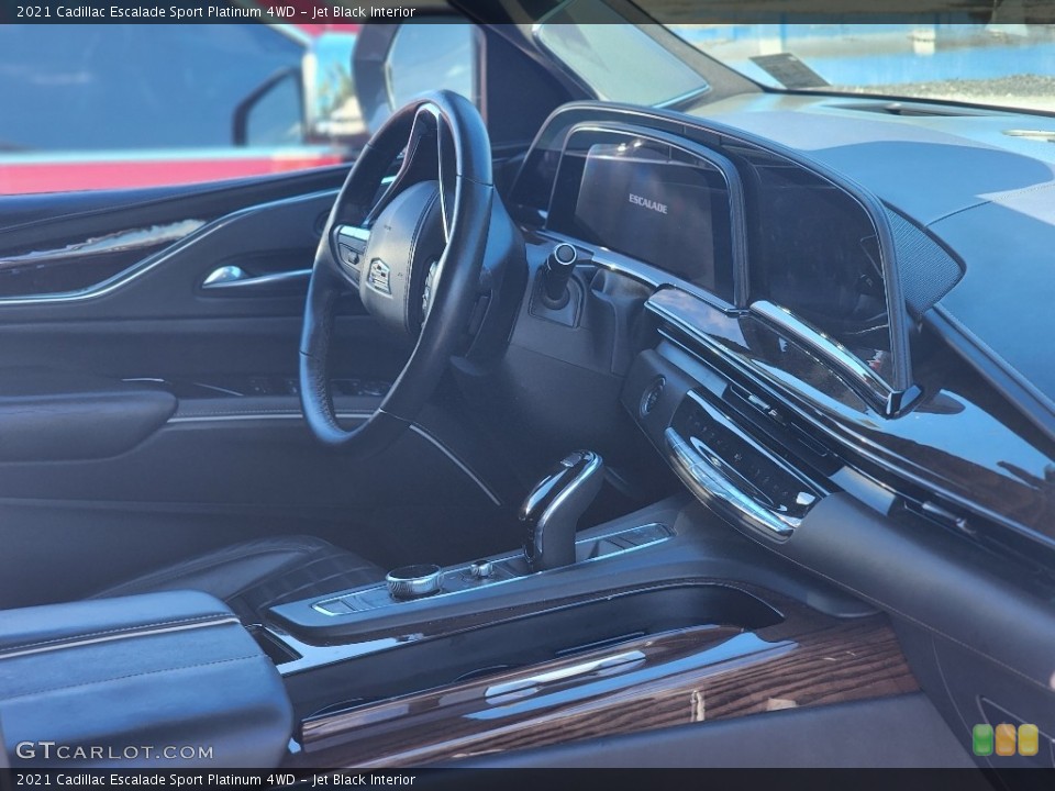 Jet Black Interior Dashboard for the 2021 Cadillac Escalade Sport Platinum 4WD #146551592