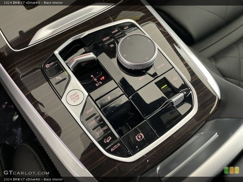 Black Interior Transmission for the 2024 BMW X7 xDrive40i #146552029