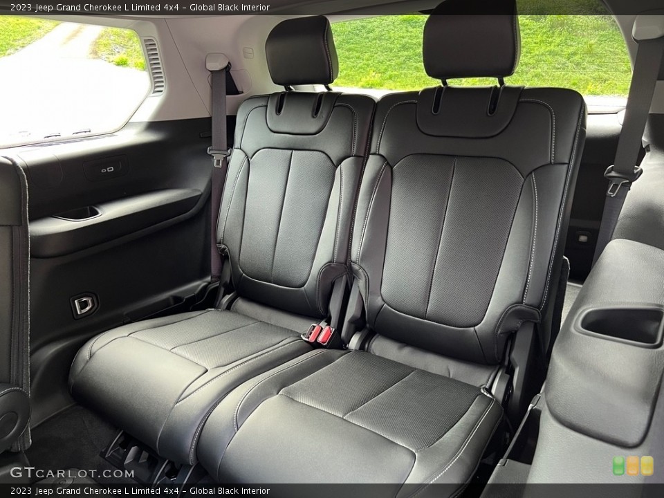 Global Black Interior Rear Seat for the 2023 Jeep Grand Cherokee L Limited 4x4 #146555246