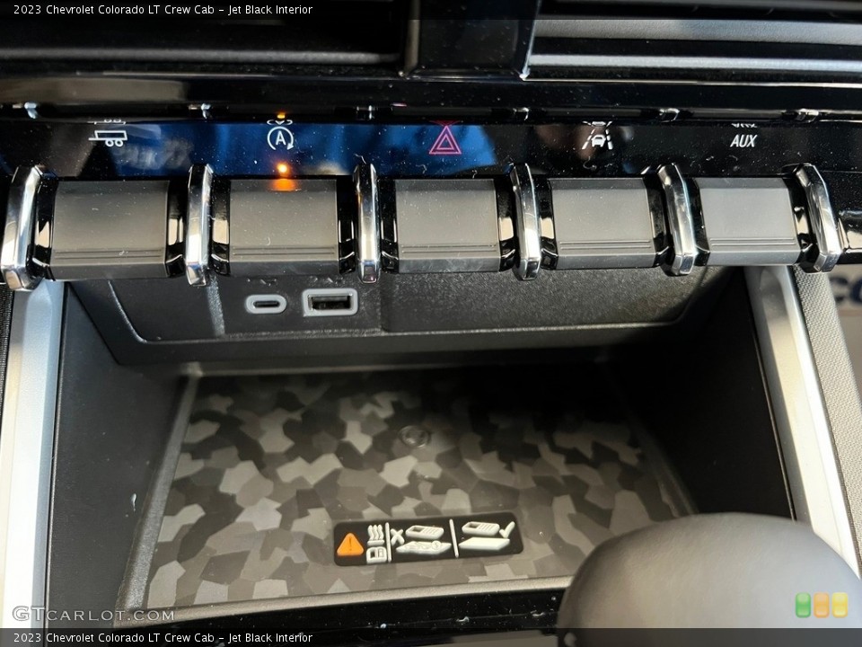 Jet Black Interior Controls for the 2023 Chevrolet Colorado LT Crew Cab #146557958