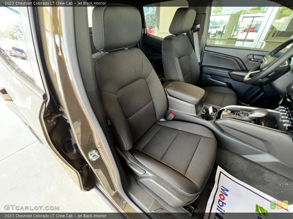 Jet Black Interior Photo for the 2023 Chevrolet Colorado LT Crew Cab #146557982