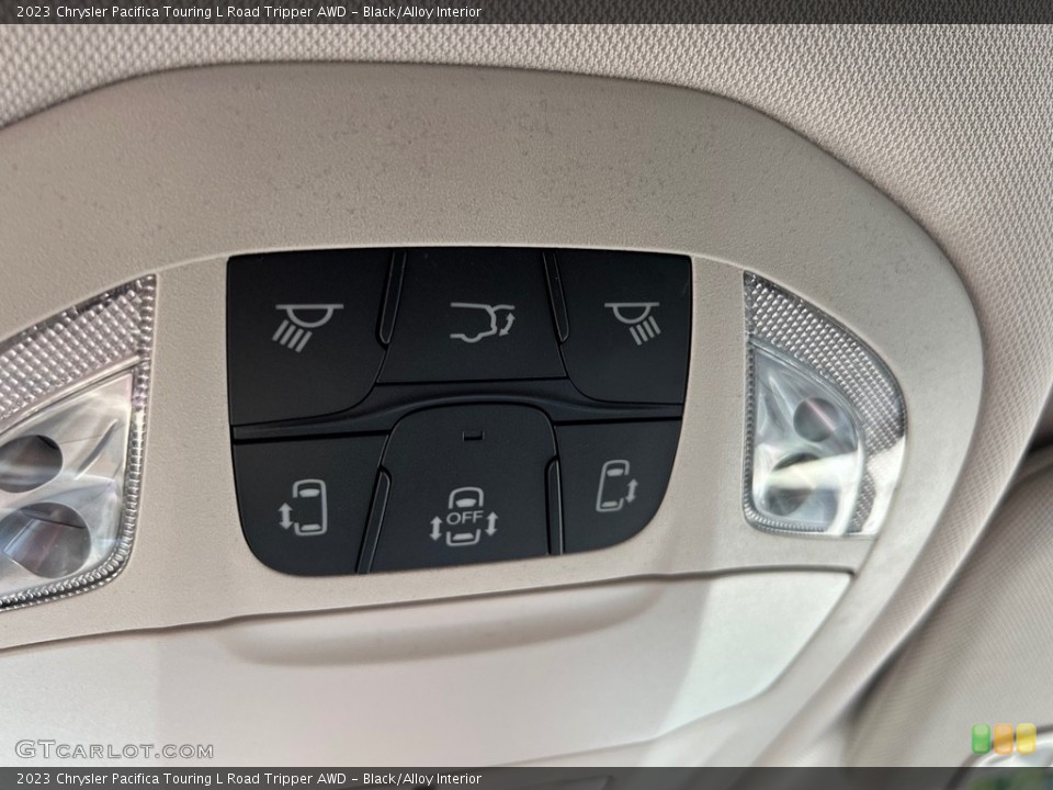Black/Alloy Interior Controls for the 2023 Chrysler Pacifica Touring L Road Tripper AWD #146559317
