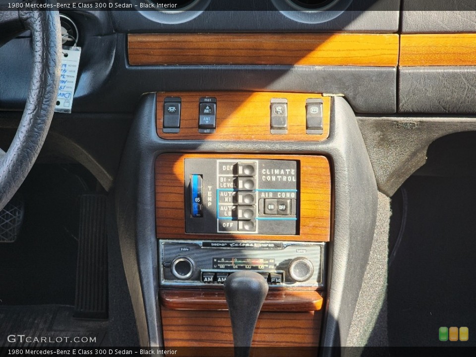 Black Interior Controls for the 1980 Mercedes-Benz E Class 300 D Sedan #146561995