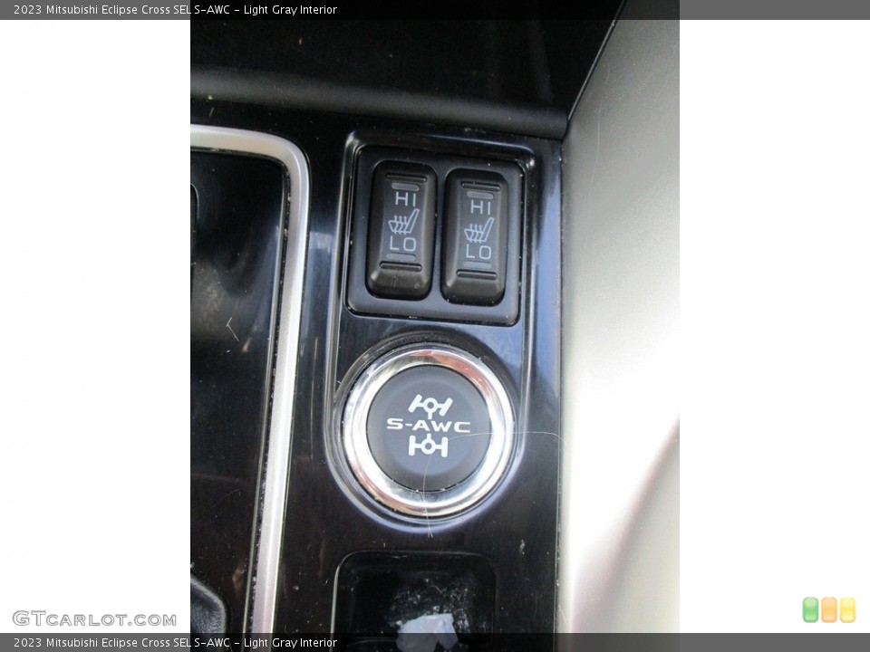 Light Gray Interior Controls for the 2023 Mitsubishi Eclipse Cross SEL S-AWC #146564449