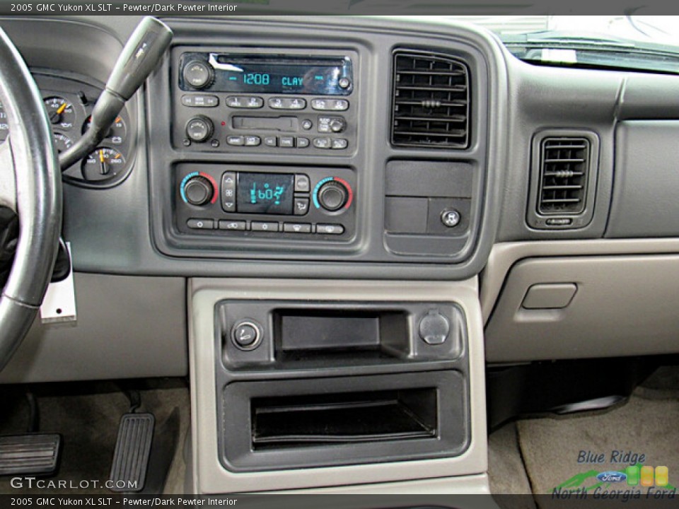 Pewter/Dark Pewter Interior Controls for the 2005 GMC Yukon XL SLT #146565911