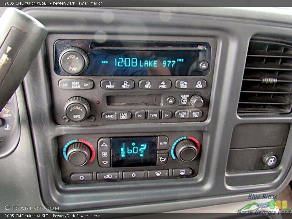 Pewter/Dark Pewter Interior Controls for the 2005 GMC Yukon XL SLT #146565932