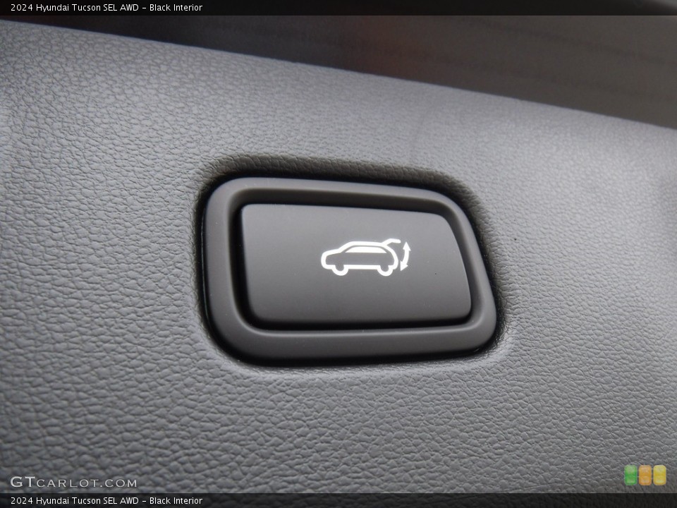 Black Interior Controls for the 2024 Hyundai Tucson SEL AWD #146578519