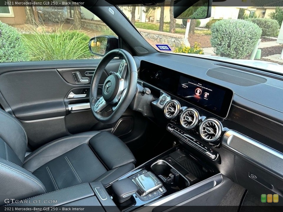 Black Interior Dashboard for the 2021 Mercedes-Benz GLB 250 #146583118