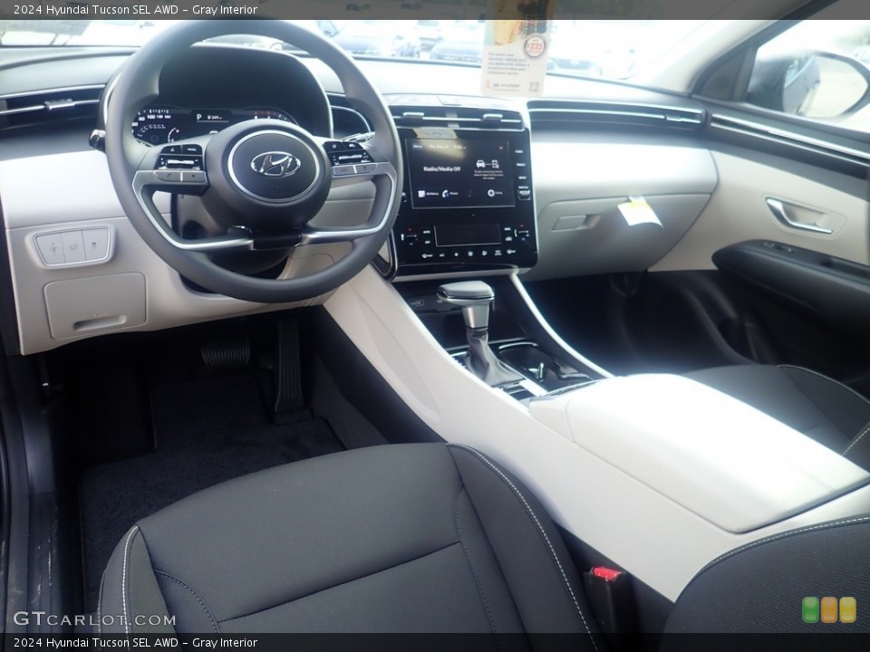 Gray Interior Photo for the 2024 Hyundai Tucson SEL AWD #146586271