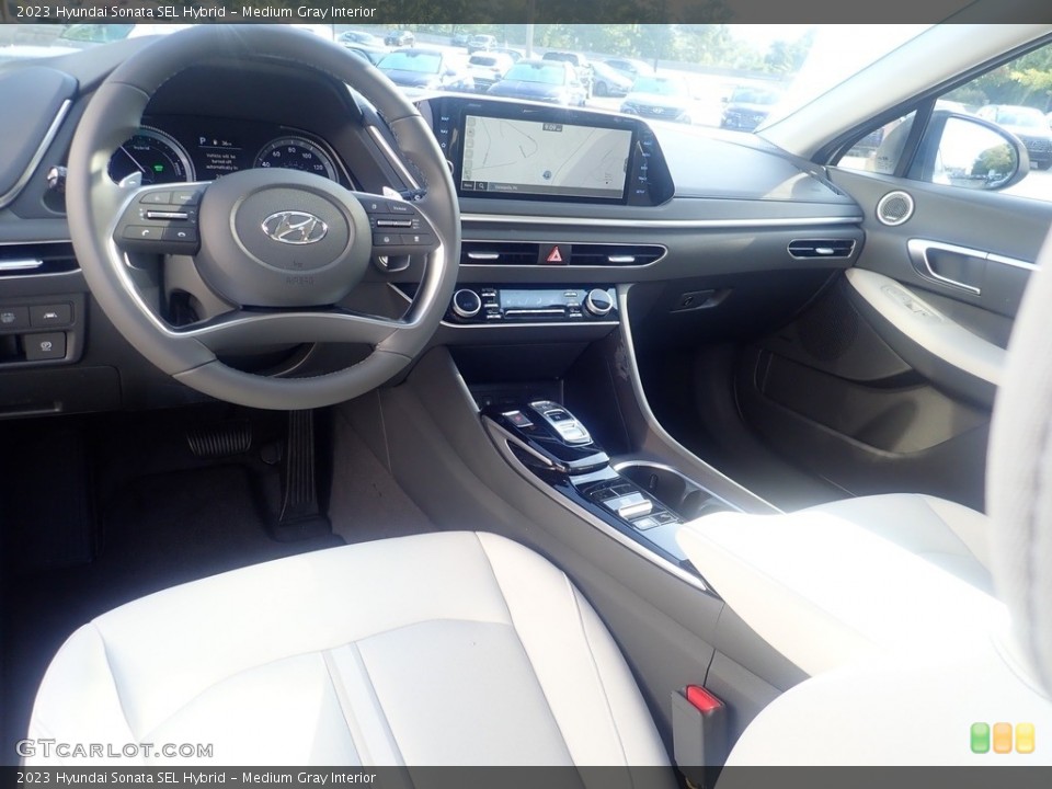 Medium Gray Interior Photo for the 2023 Hyundai Sonata SEL Hybrid #146587203