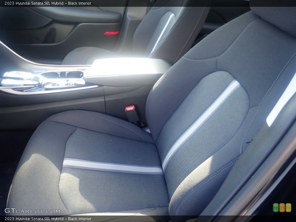 Black Interior Front Seat for the 2023 Hyundai Sonata SEL Hybrid #146587612