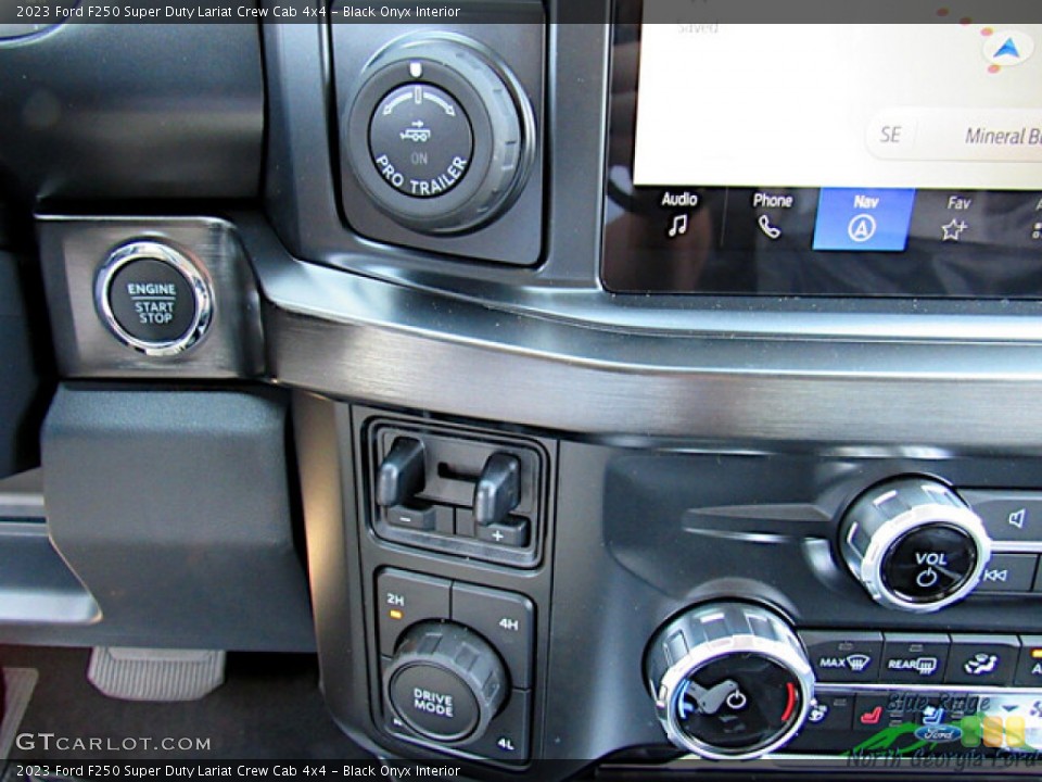 Black Onyx Interior Controls for the 2023 Ford F250 Super Duty Lariat Crew Cab 4x4 #146591633