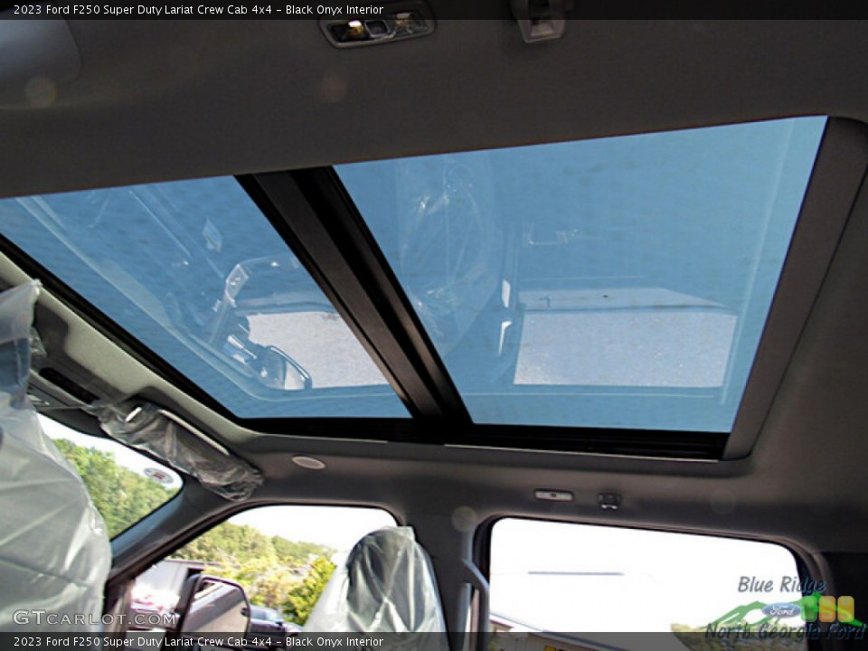 Black Onyx Interior Sunroof for the 2023 Ford F250 Super Duty Lariat Crew Cab 4x4 #146591686