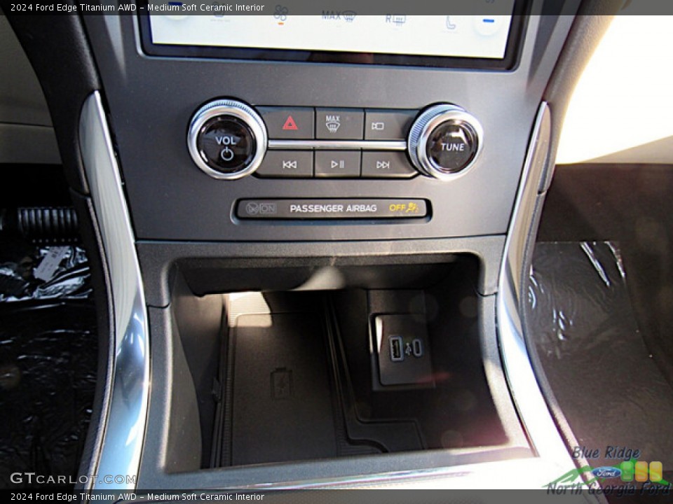 Medium Soft Ceramic Interior Controls for the 2024 Ford Edge Titanium AWD #146592362