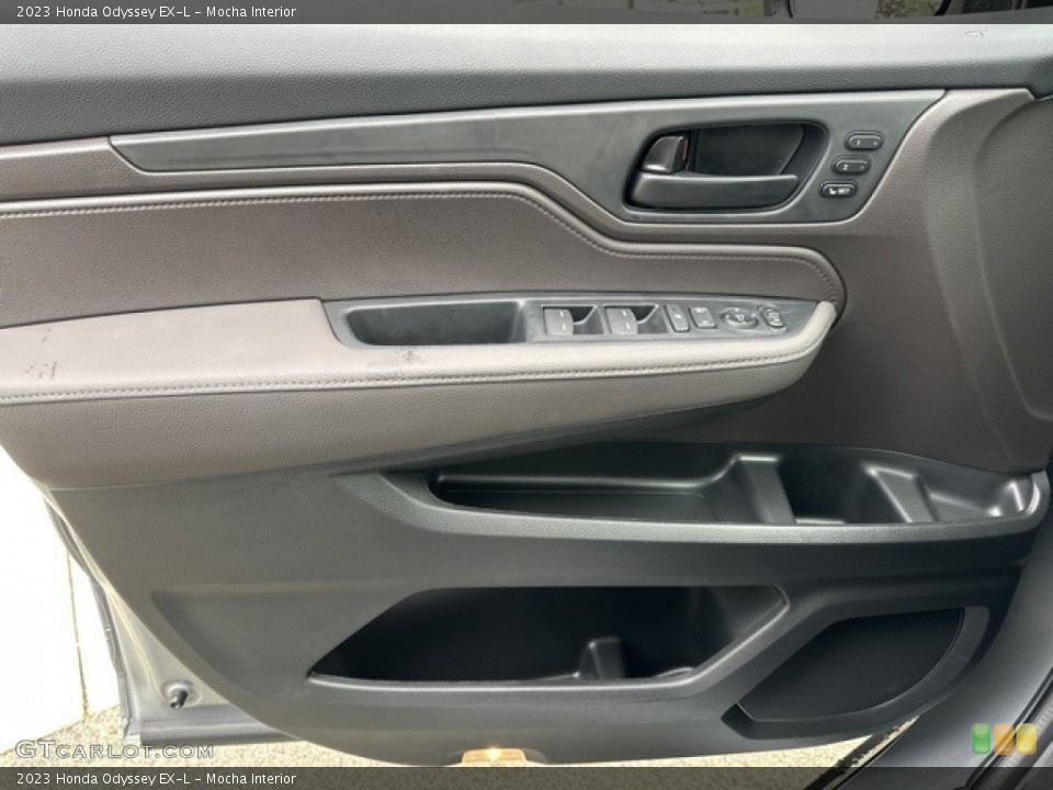 Mocha Interior Door Panel for the 2023 Honda Odyssey EX-L #146594601