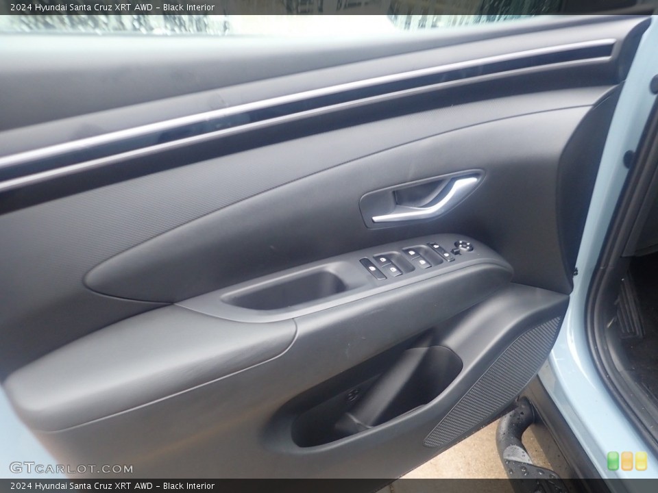 Black Interior Door Panel for the 2024 Hyundai Santa Cruz XRT AWD #146594652