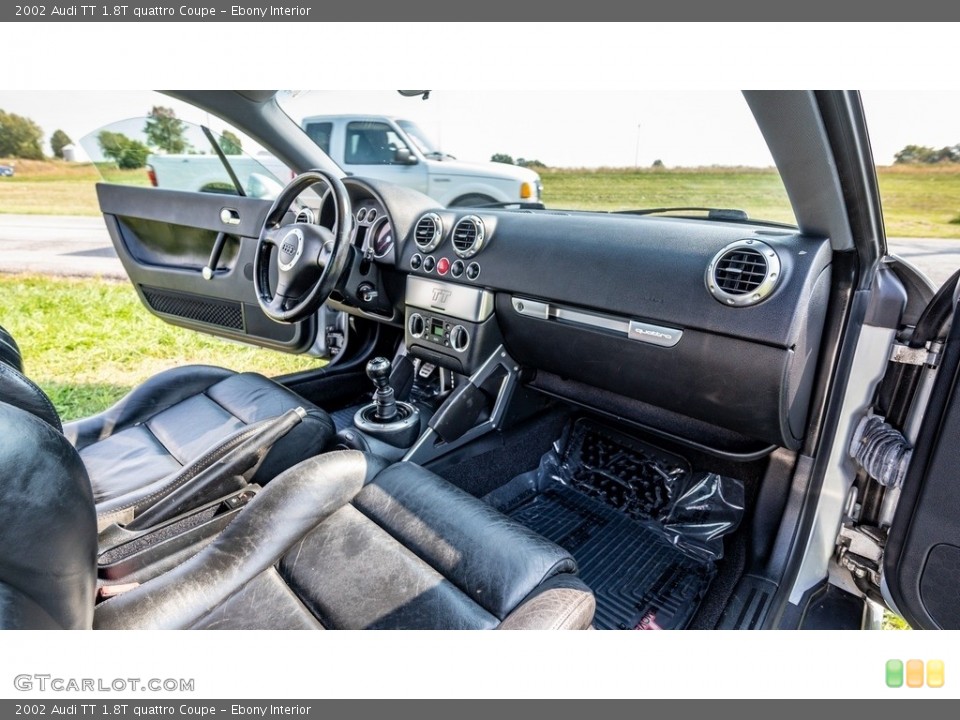 Ebony Interior Dashboard for the 2002 Audi TT 1.8T quattro Coupe #146595351