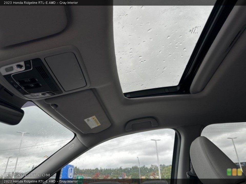 Gray Interior Sunroof for the 2023 Honda Ridgeline RTL-E AWD #146595711