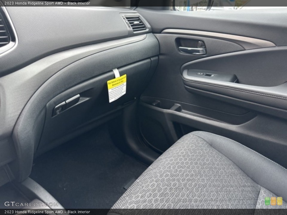 Black Interior Dashboard for the 2023 Honda Ridgeline Sport AWD #146596219