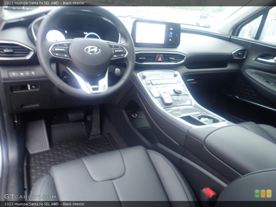 Black Interior Photo for the 2023 Hyundai Santa Fe SEL AWD #146597099