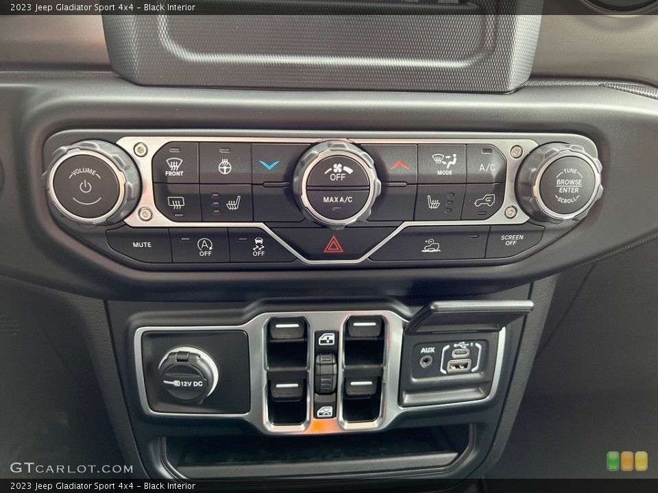 Black Interior Controls for the 2023 Jeep Gladiator Sport 4x4 #146598286
