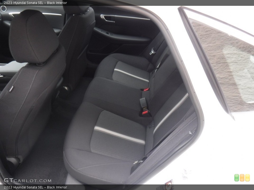 Black Interior Rear Seat for the 2023 Hyundai Sonata SEL #146599198