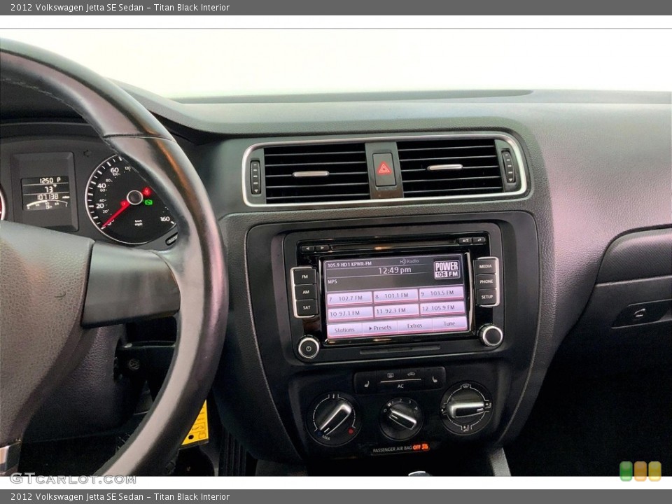Titan Black Interior Controls for the 2012 Volkswagen Jetta SE Sedan #146599628
