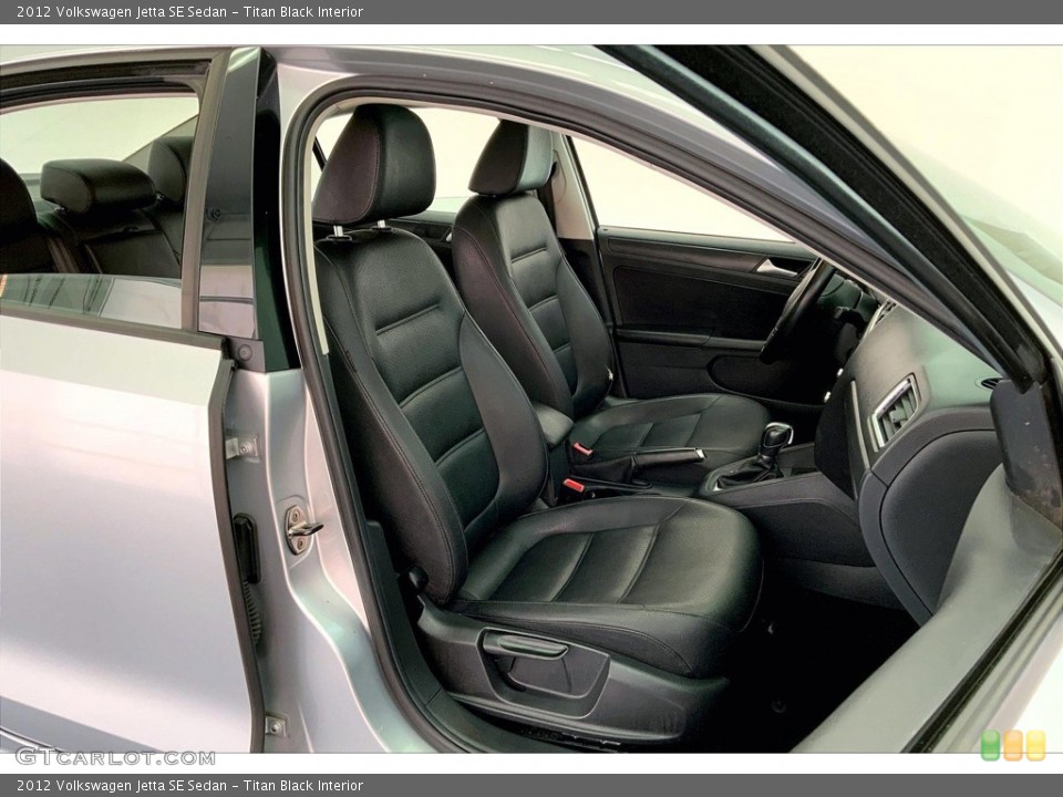 Titan Black Interior Photo for the 2012 Volkswagen Jetta SE Sedan #146599646