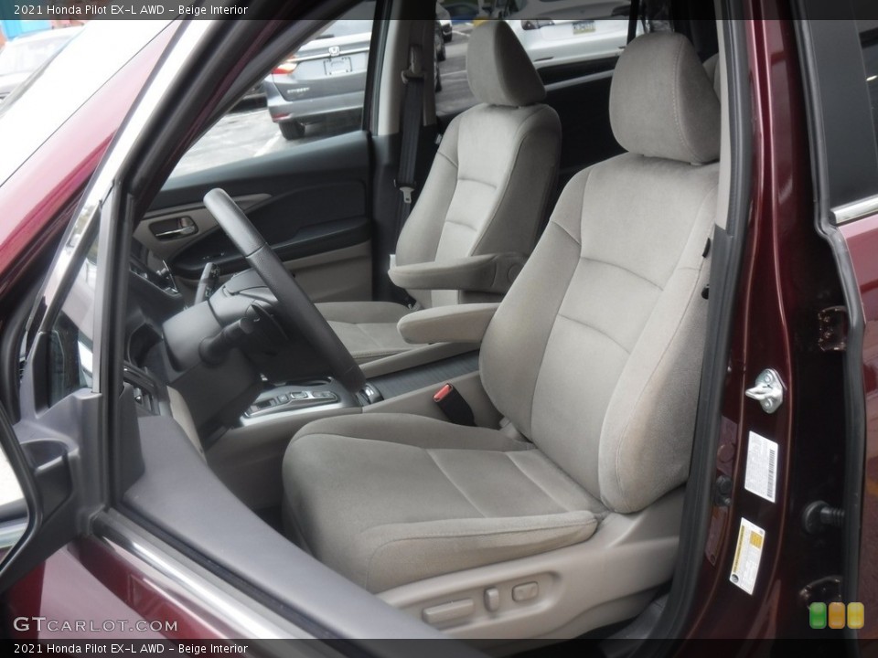 Beige Interior Photo for the 2021 Honda Pilot EX-L AWD #146599984