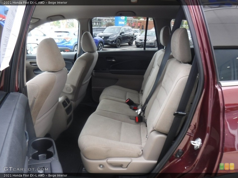 Beige Interior Rear Seat for the 2021 Honda Pilot EX-L AWD #146600094