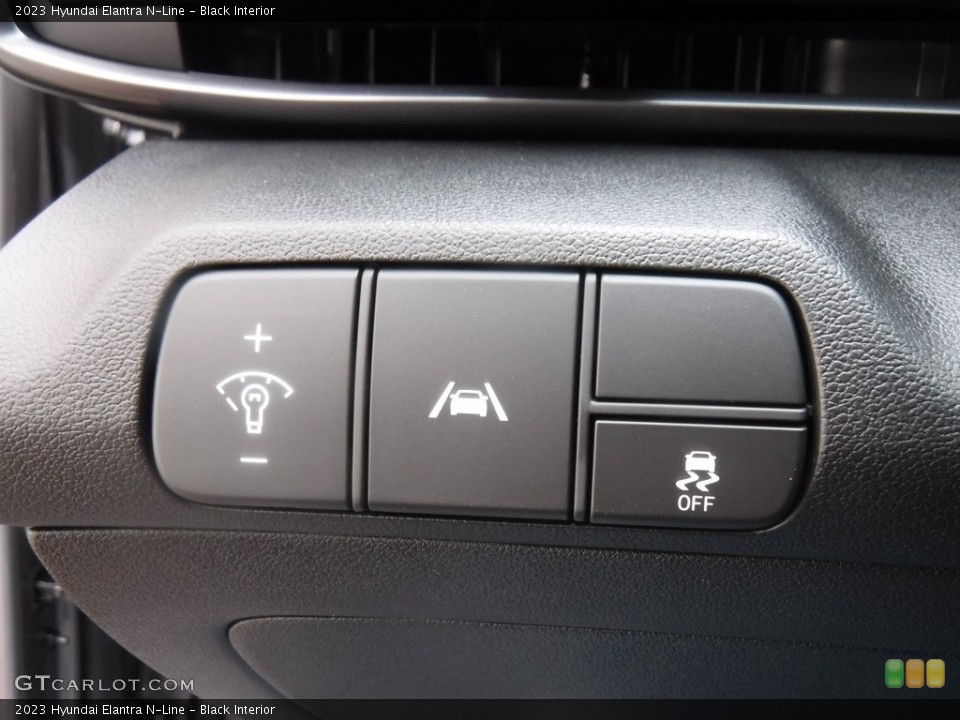 Black Interior Controls for the 2023 Hyundai Elantra N-Line #146601512