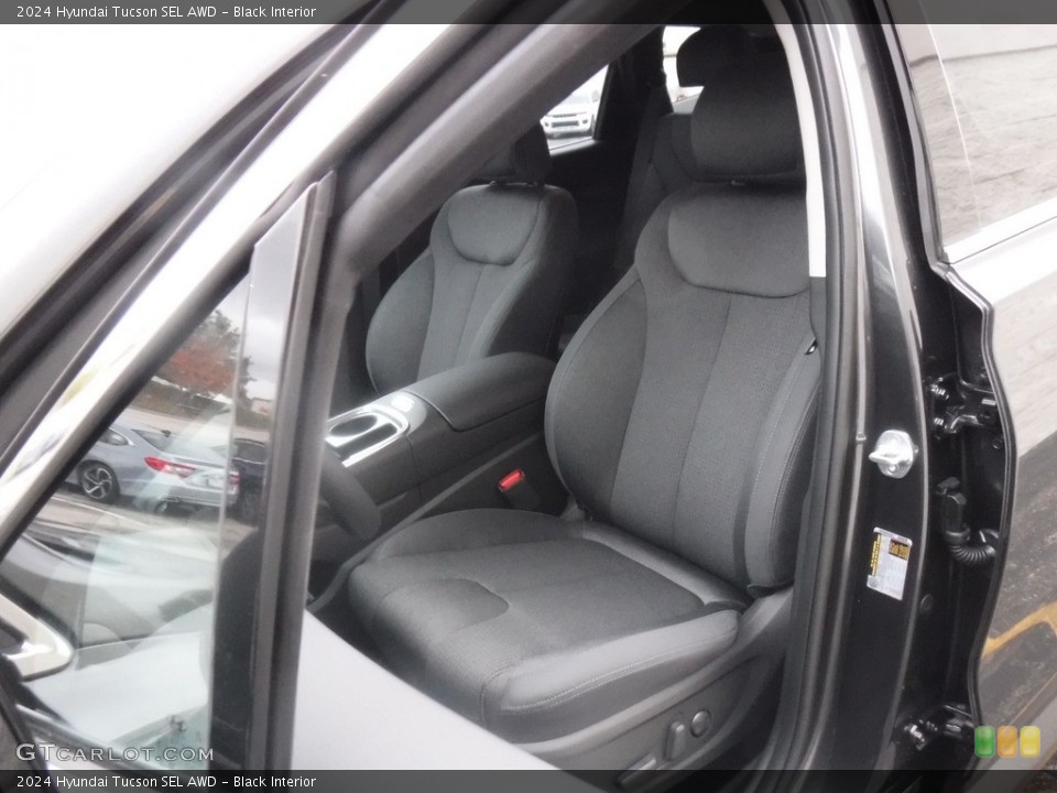 Black Interior Front Seat for the 2024 Hyundai Tucson SEL AWD #146602246