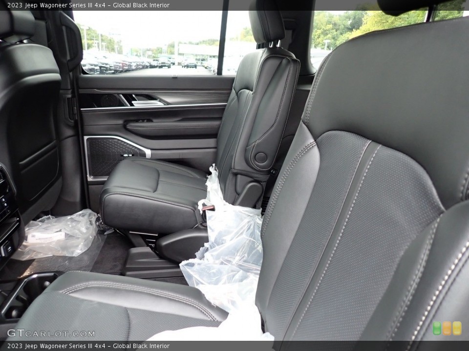 Global Black Interior Rear Seat for the 2023 Jeep Wagoneer Series III 4x4 #146602486